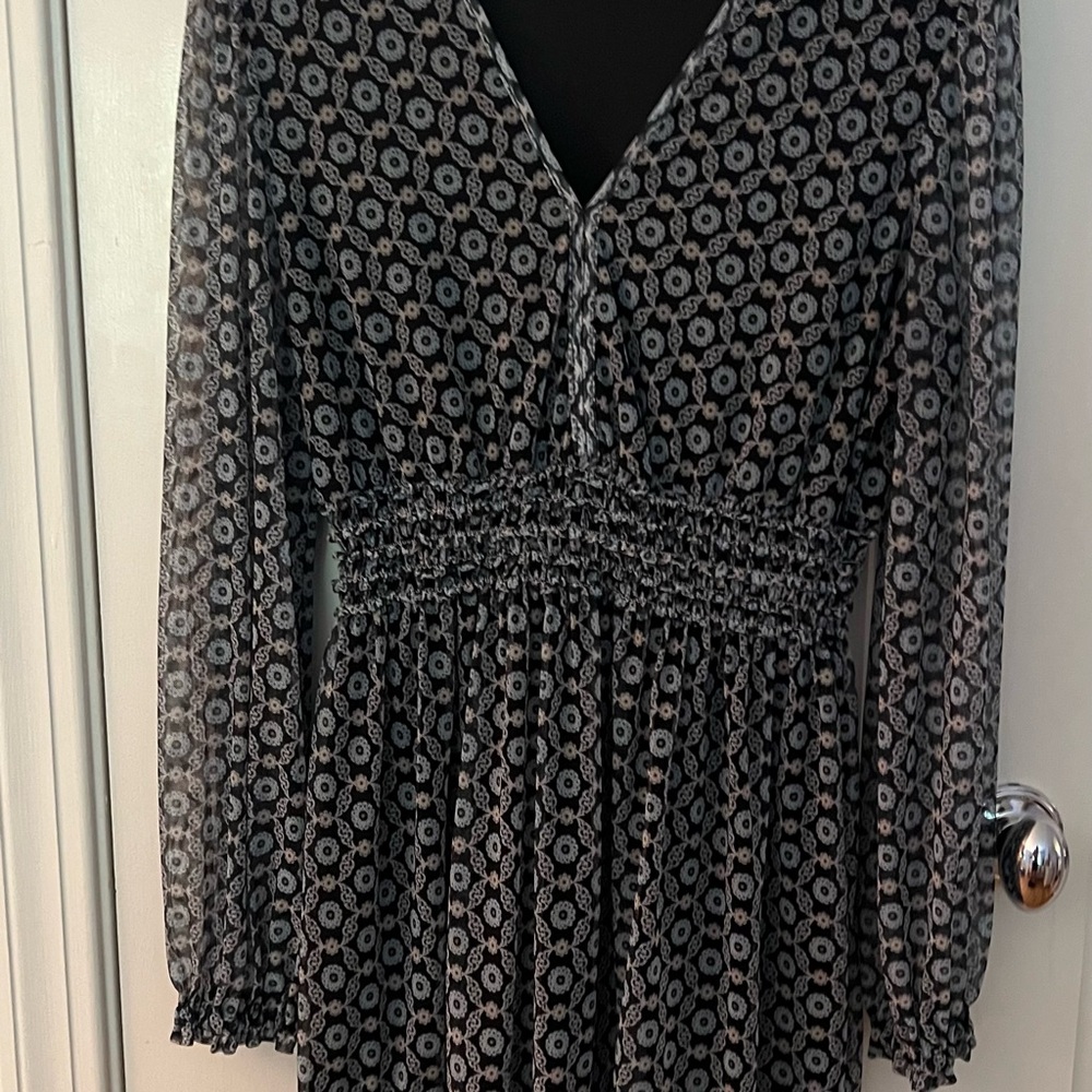 Max Studio Long Sleeve Dress